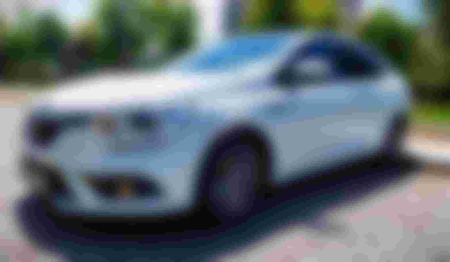 Renault  2020