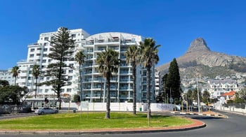 The Peninsula All Suite Hotel