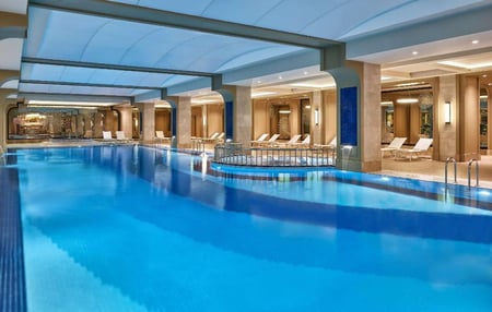Elite World Prestige Hotel / Taksim