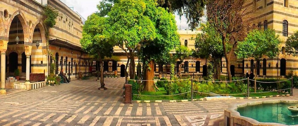 قصر العظم في دمشق: تحفة العمارة الدمشقية وسحر التاريخ العريق