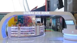 دليل التعرف على حلبة التزلج في دبي مول