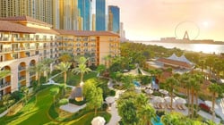 منتجع وفندق ذا ريتز كارلتون دبي