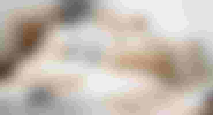 أنشئ زاوية مريحة باستخدام الوسائد