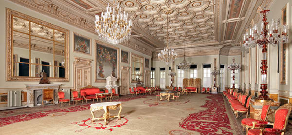 قصر دولمة بهجة