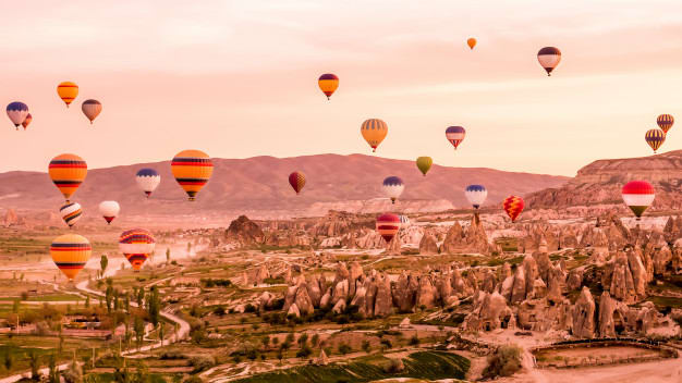 السياحة في كابادوكيا