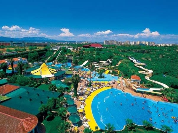 مدينة الالعاب في كونيالتي انطاليا