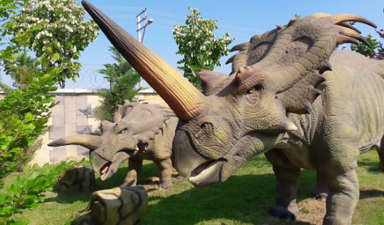 حديقة الديناصورات