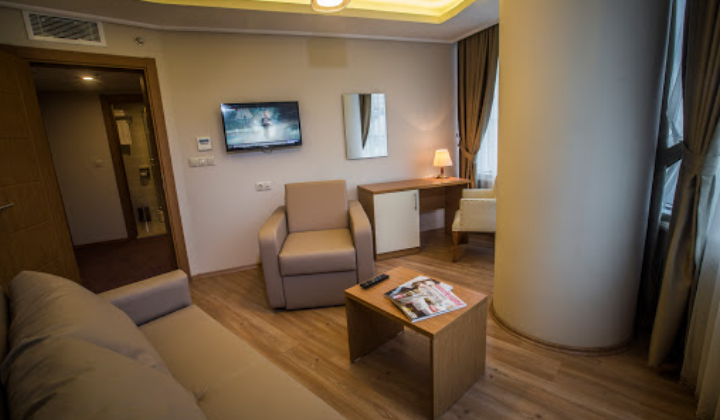 Park Squire Hotel
