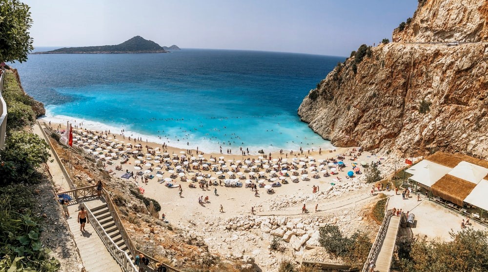 نسبة السياحة في انطاليا