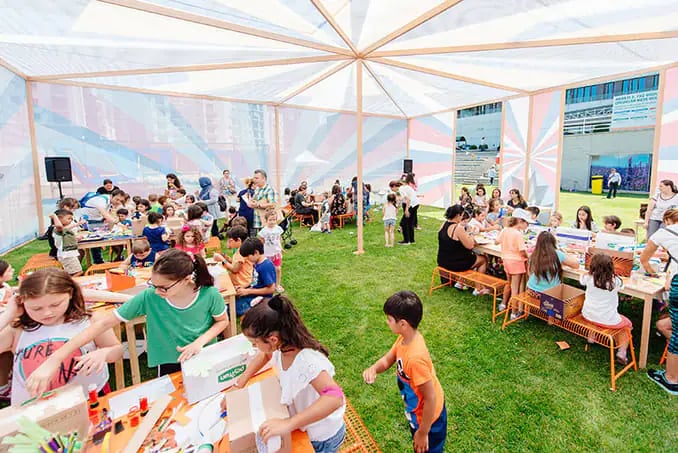 مدرسة أكباتي الصيفية