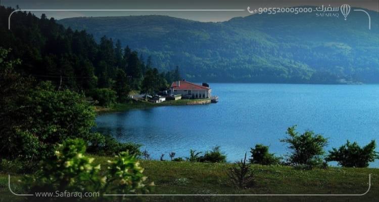 أنشطة سياحية حول بحيرة أبانت