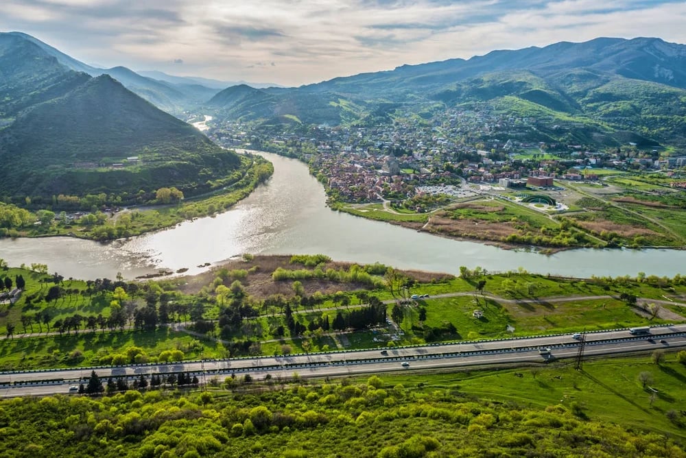 التقاء النهرين في جورجيا