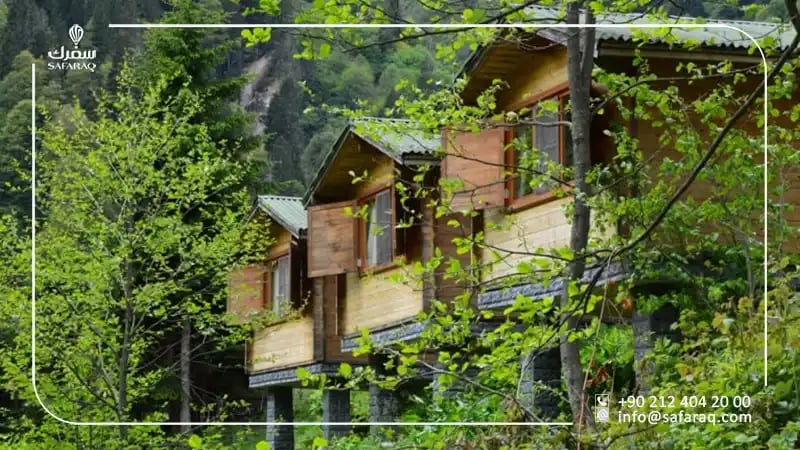 أكواخ كارديلين بانغالوف إفليري