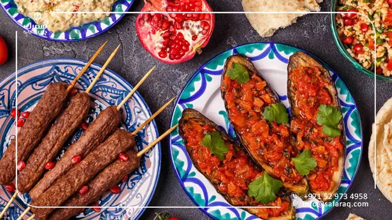 Meals on Dubai Creek Boat Trips