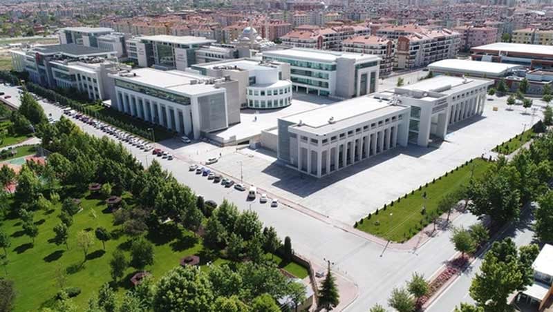تخصصات جامعة كاراتاي
