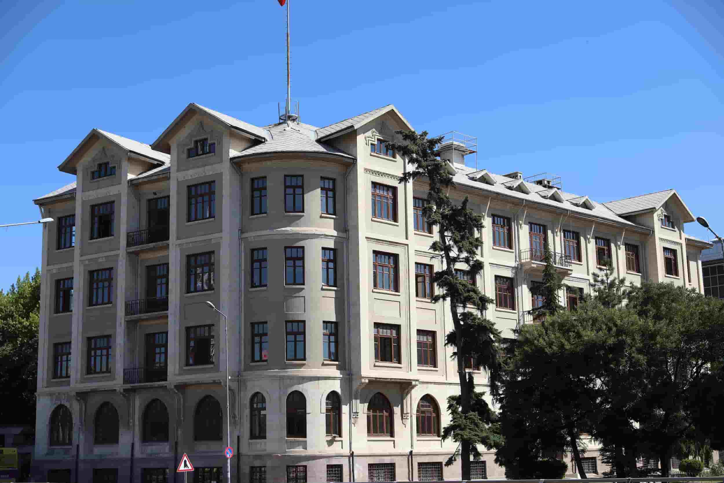 Medipol Ankara University