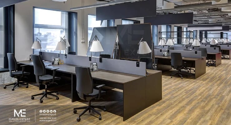 استخدم الخشب في أرضيات المكاتب