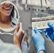 أفضل عيادات ابتسامة هوليود في إسطنبول 2025